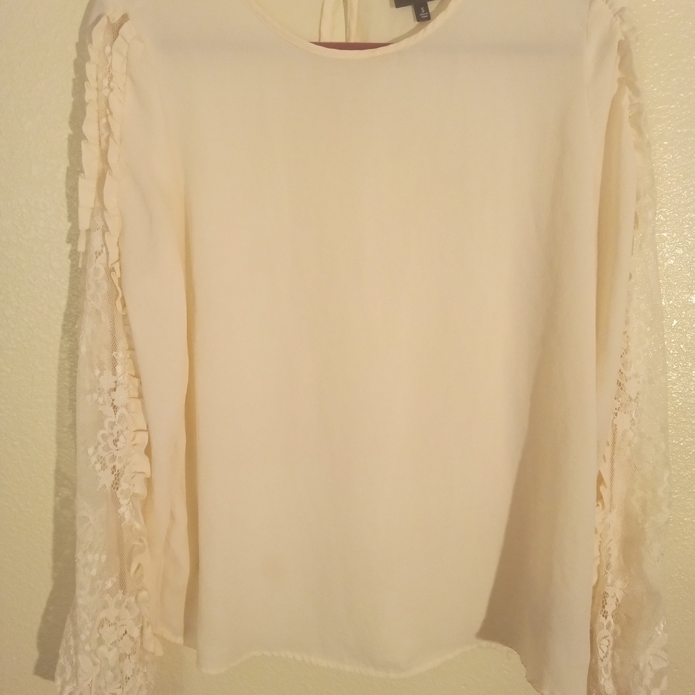 Who What Wear Ivory Blouse with Lace Sleeves